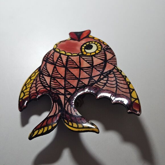 **Sale** Vintage Whimsical Plastic Fish Brooch Marked MADE IN W GERMANY - Picture 7 of 10